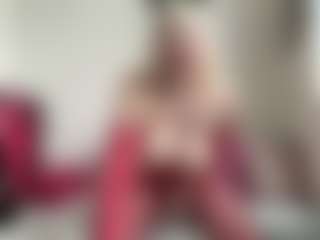 bratzdollchloe's Live Sex Cam Show