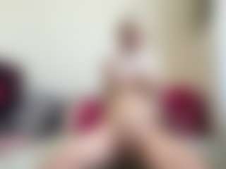 Live cam show with bratzdollchloe - Big Tits on Chatstar