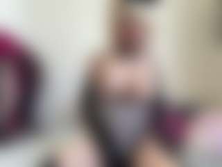 Live cam show with bratzdollchloe - Fetish on slutload