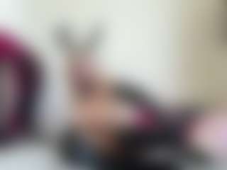 Live cam show with bratzdollchloe - HD on Soda Cam