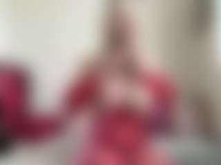 bratzdollchloe's Live Sex Cam Show