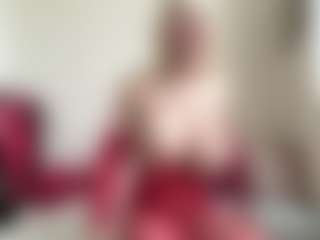 Live cam show with bratzdollchloe - Blonde Hair on Camsoda