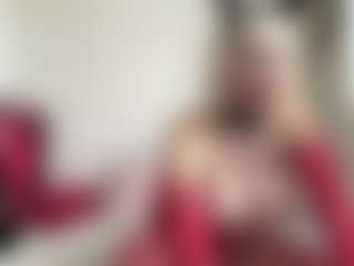 bratzdollchloe's Live Sex Cam Show