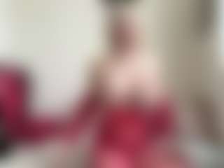 Live cam show with bratzdollchloe - Tease on madthumbs