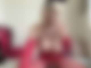 Live cam show with bratzdollchloe - Huge Tits on Camsoda