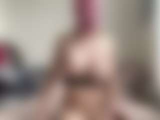 bratzdollchloe's Live Sex Cam Show