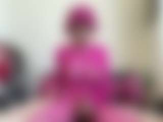 bratzdollchloe's Live Sex Cam Show