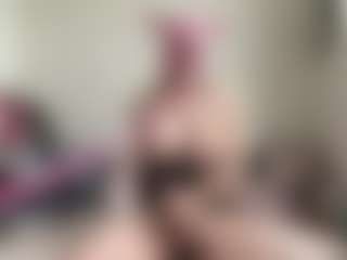 bratzdollchloe's Live Sex Cam Show