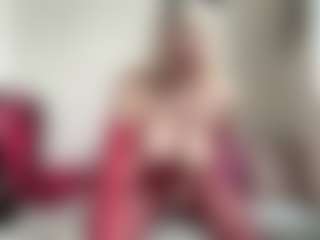 bratzdollchloe's Live Sex Cam Show