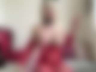 bratzdollchloe's Live Sex Cam Show
