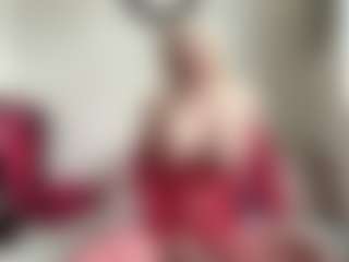 bratzdollchloe's Live Sex Cam Show