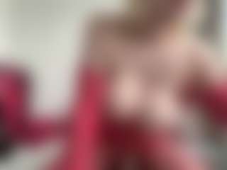 bratzdollchloe's Live Sex Cam Show