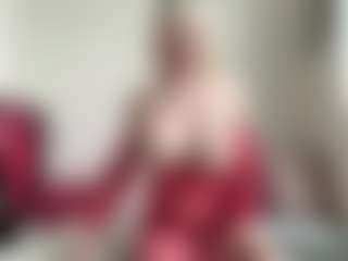 Live cam show with bratzdollchloe - Lean on xblisslive.com