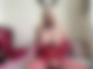 Live cam show with bratzdollchloe - Blonde Hair on madthumbs