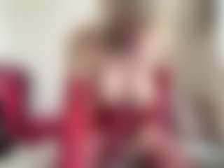 bratzdollchloe's Live Sex Cam Show
