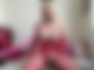 bratzdollchloe's Live Sex Cam Show