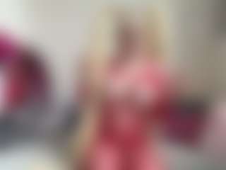 Live cam show with bratzdollchloe - Lean on AdultVida.com