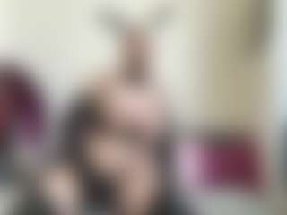 Live-Cam-Show mit bratzdollchloe - White auf Camsoda | united states