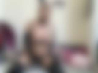 Live cam show with bratzdollchloe - Tease on Streamer API