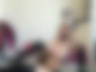 bratzdollchloe's Live Sex Cam Show