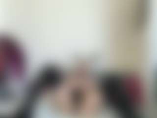 Live cam show with bratzdollchloe - Drinking on Camsoda Late Night