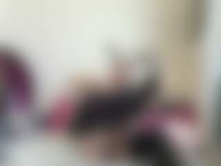 bratzdollchloe's Live Sex Cam Show