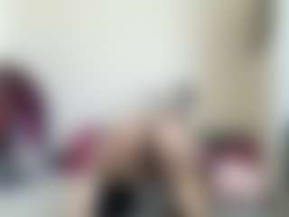 bratzdollchloe's Live Sex Cam Show