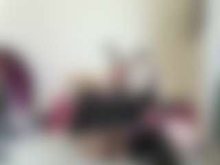 Live cam show with bratzdollchloe - Blonde Hair on Stripli.com