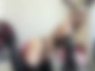 bratzdollchloe's Live Sex Cam Show