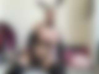 Live cam show with bratzdollchloe - Big Tits on boobsie.com