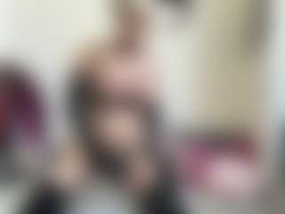 Live cam show with bratzdollchloe - Blonde Hair on makecum.org