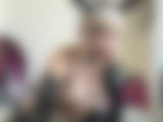Live cam show with bratzdollchloe - Fetish on Adult Interactions