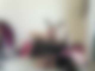 bratzdollchloe's Live Sex Cam Show