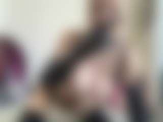 bratzdollchloe's Live Sex Cam Show