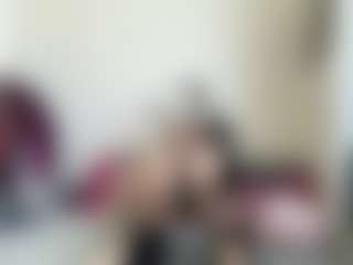 bratzdollchloe's Live Sex Cam Show