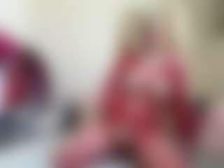 Live cam show with bratzdollchloe - Blue Eyes on Camsoda