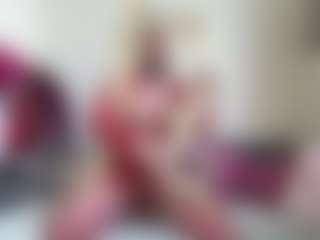 Live cam show with bratzdollchloe - Huge Tits on Camsoda