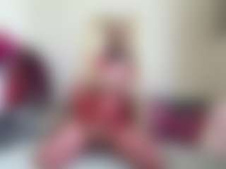 bratzdollchloe's Live Sex Cam Show