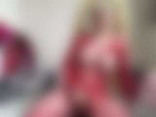 bratzdollchloe's Live Sex Cam Show