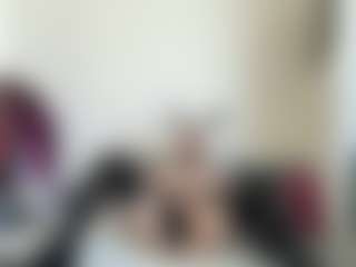 bratzdollchloe's Live Sex Cam Show
