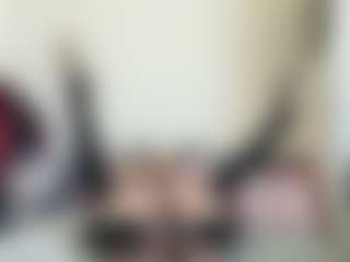 Live cam show with bratzdollchloe - Tattoos on AdultVida.com