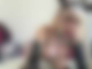 Live cam show with bratzdollchloe - Big Tits on Camsoda
