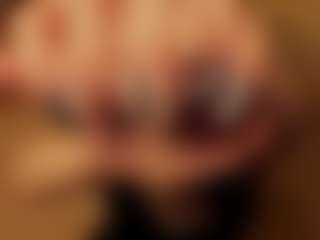 Live cam show with DanilleFranceschini - Domination on AdultVida.com