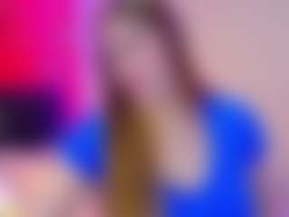 Live cam show with lilyyrosse - Facial on Camsoda Late Night