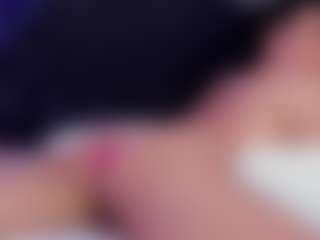 Live cam show with NiicoKing - Tease on Dolls Live