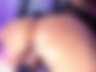Alexa Riot's Live Sex Cam Show