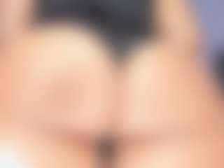 Nadia Bustamante's Live Sex Cam Show