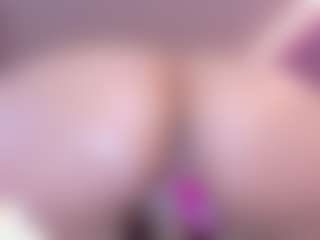 Alexa Riot's Live Sex Cam Show
