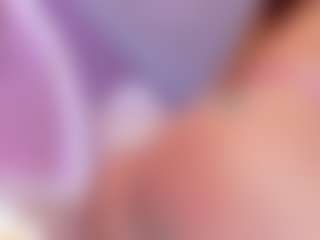Live cam show with Alexa Riot - Squirt Curvy on SquirtSoMuch