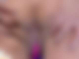 Live cam show with Alexa Riot - Red Hair Shaved Pussy on studioflirtlive.com